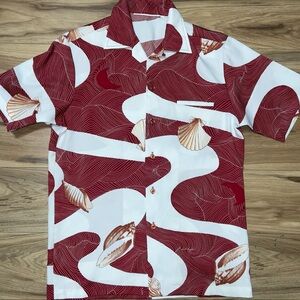 Red and White Seashell Pattern Men's Shirt
